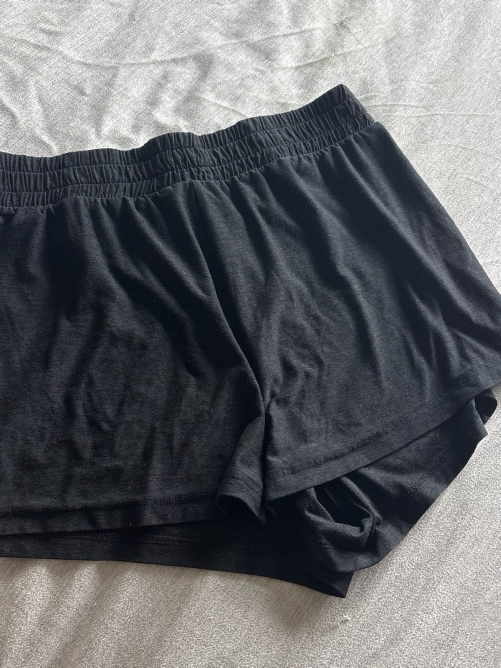 Beyond Yoga Black Relaxed Lounge Shorts